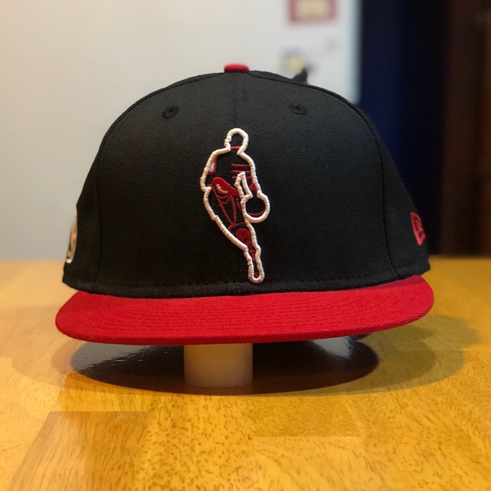 New Era 49fifty Chicago Bulls fitted hat.